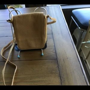Kenneth Cole Reaction leather bag
